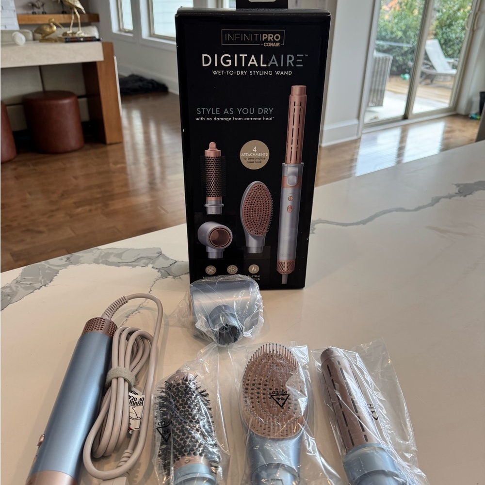 Conair InfinitiPRO DigitalAIRE Hot Air Styler